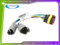 کابل‌کشی کنترل‌کننده موتور خودروی گلف کلاب کار کلاب کار