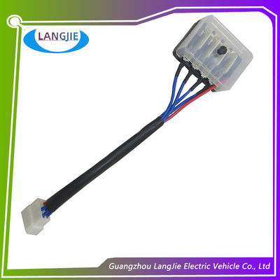 قطعات الکتریکی گلف کارتن عملکرد برای جعبه فیوز سخت گیری بالا گلف کارتن الکتریکی