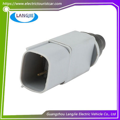 قطعات اصلی بادوام کلاب کار سوئیچ شتاب دهنده طراحی شده برای گلف کارت های EZGO RXV مدل های 2008 و بعد از آن ساخته شده از پلاستیک